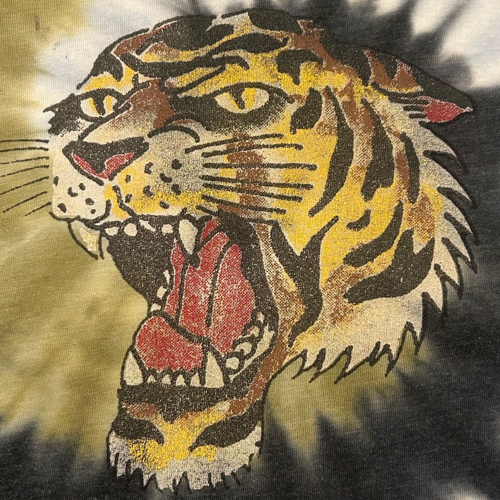 ED HARDY Y2K Tiger Head Tie Dye Graphic T-Shirt - Picture 7 of 13